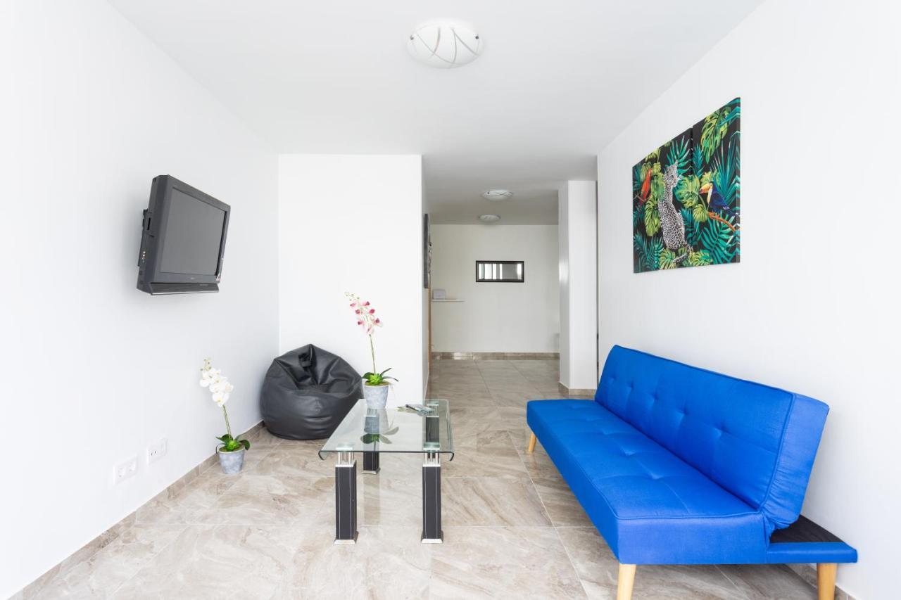 Classbnb - Three Spacious Apartments 150M From The Las Americas Promenade アロナ エクステリア 写真