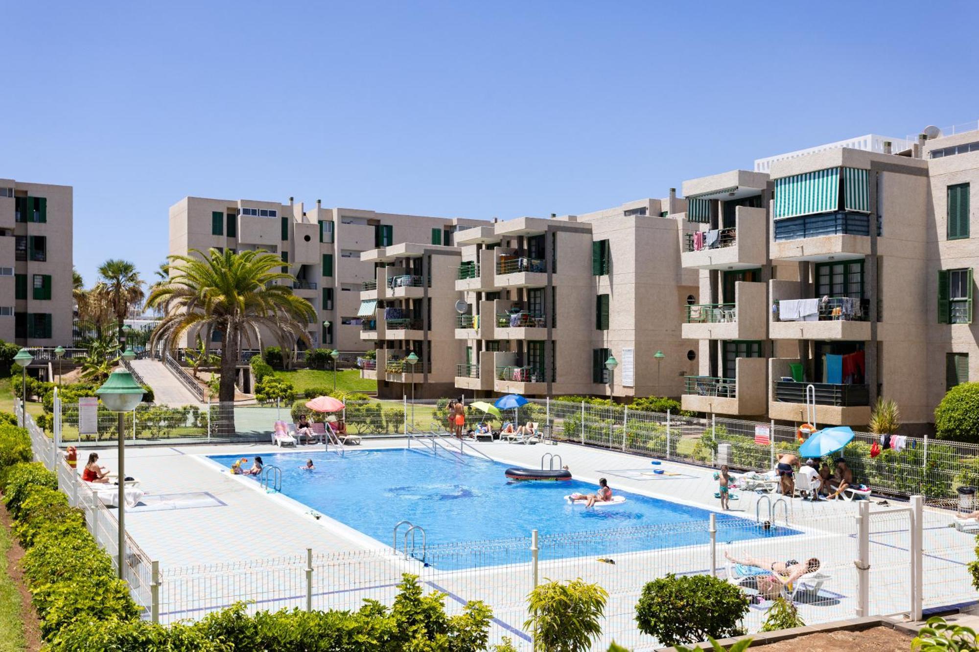 Classbnb - Three Spacious Apartments 150M From The Las Americas Promenade アロナ エクステリア 写真