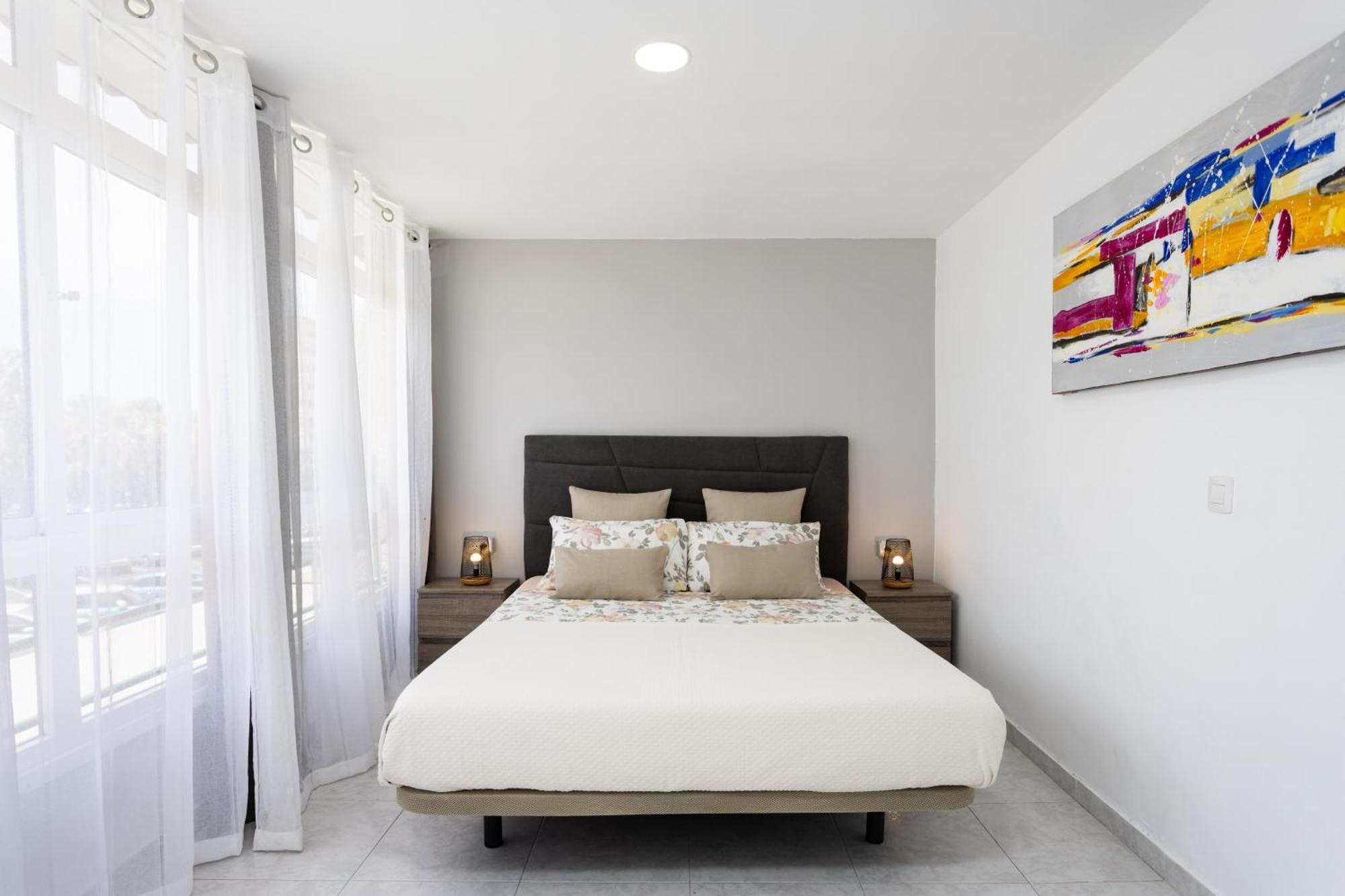 Classbnb - Three Spacious Apartments 150M From The Las Americas Promenade アロナ エクステリア 写真